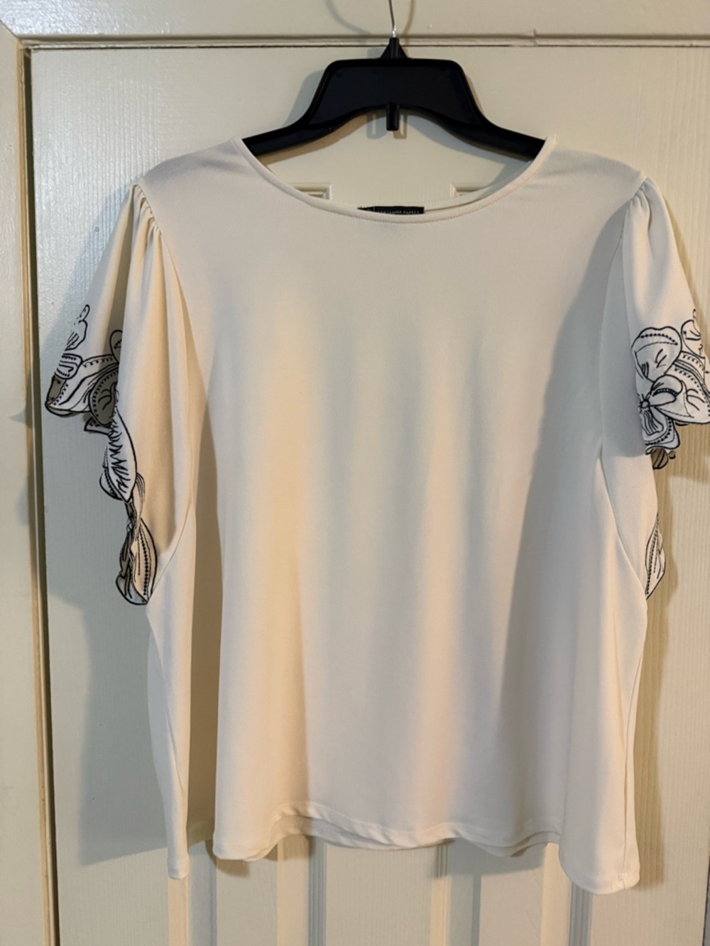 Adrianna Papell Cream Blouse with Floral Sleeve Embroidery